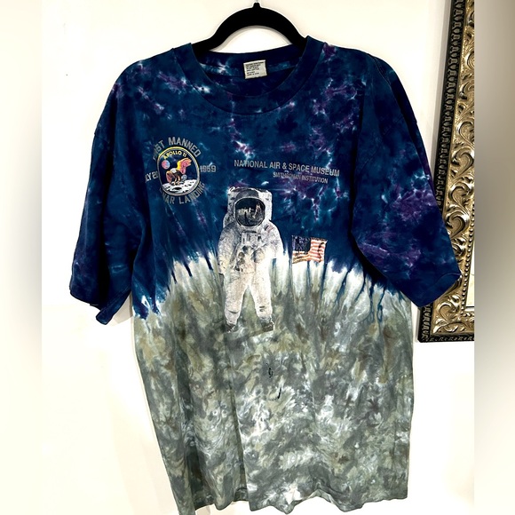 Vintage astronaut space shirt - Picture 1 of 4